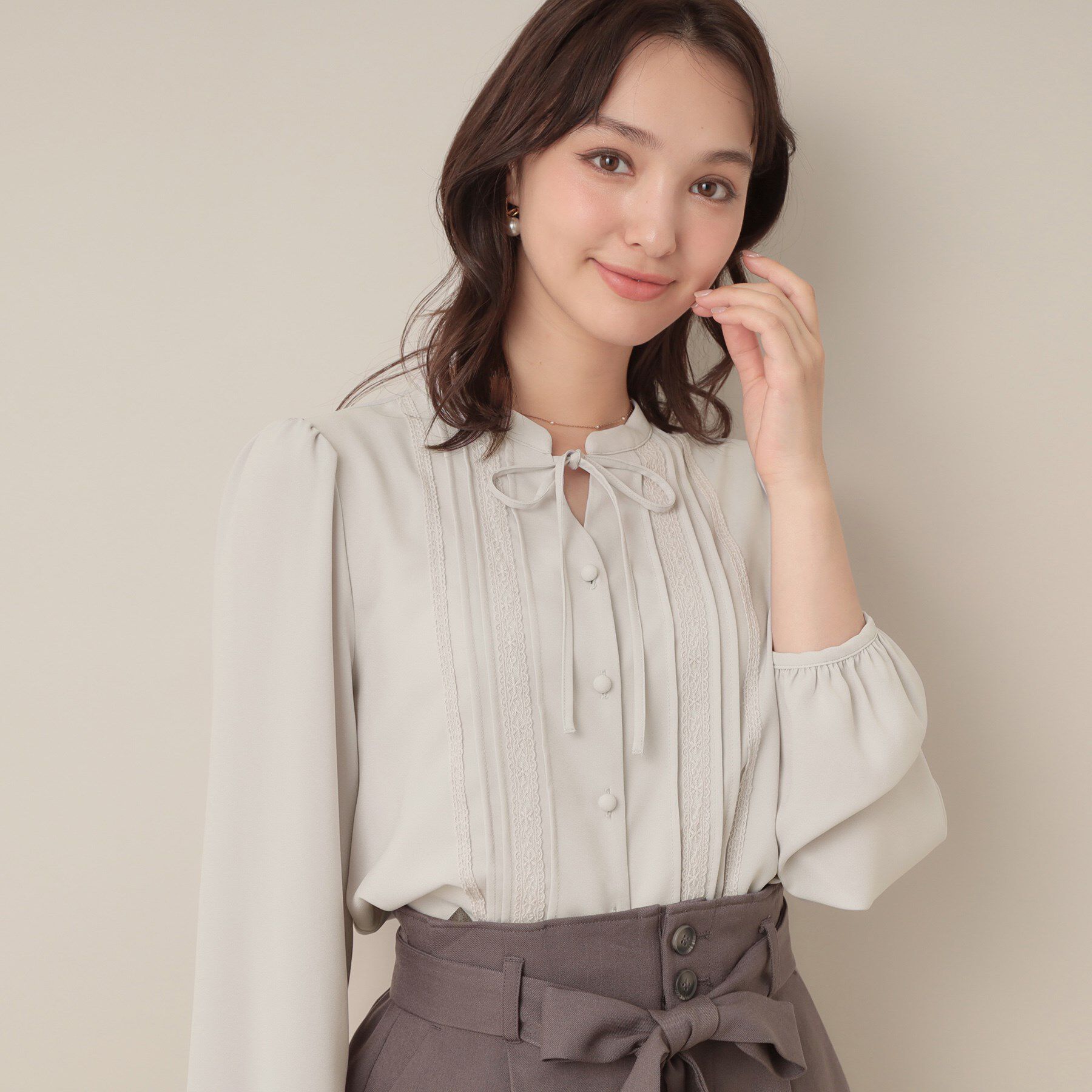 Couture broach「【大人可愛い・通勤】ピンタックレースブラウス」|シャツ・ブラウス|