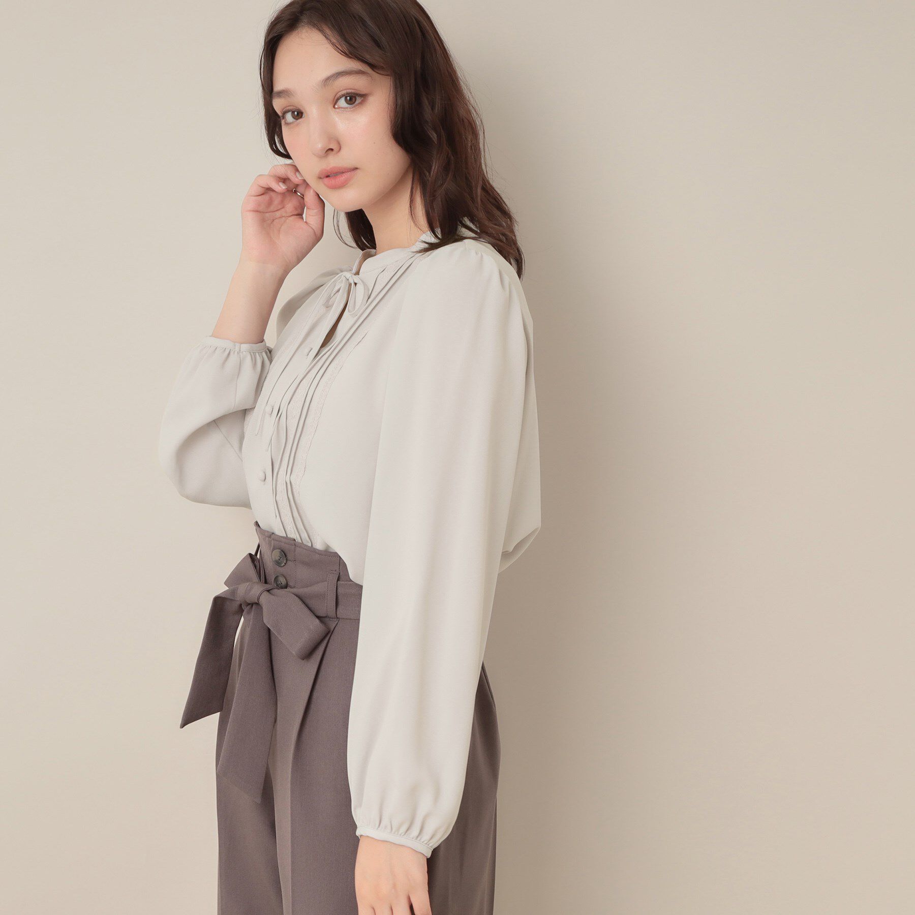 Couture broach「【大人可愛い・通勤】ピンタックレースブラウス」|シャツ・ブラウス|