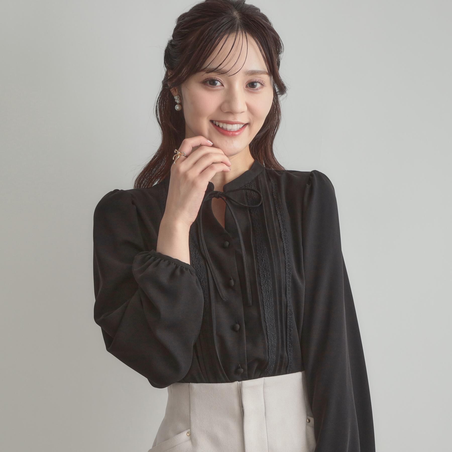 Couture broach「【大人可愛い・通勤】ピンタックレースブラウス」|シャツ・ブラウス|