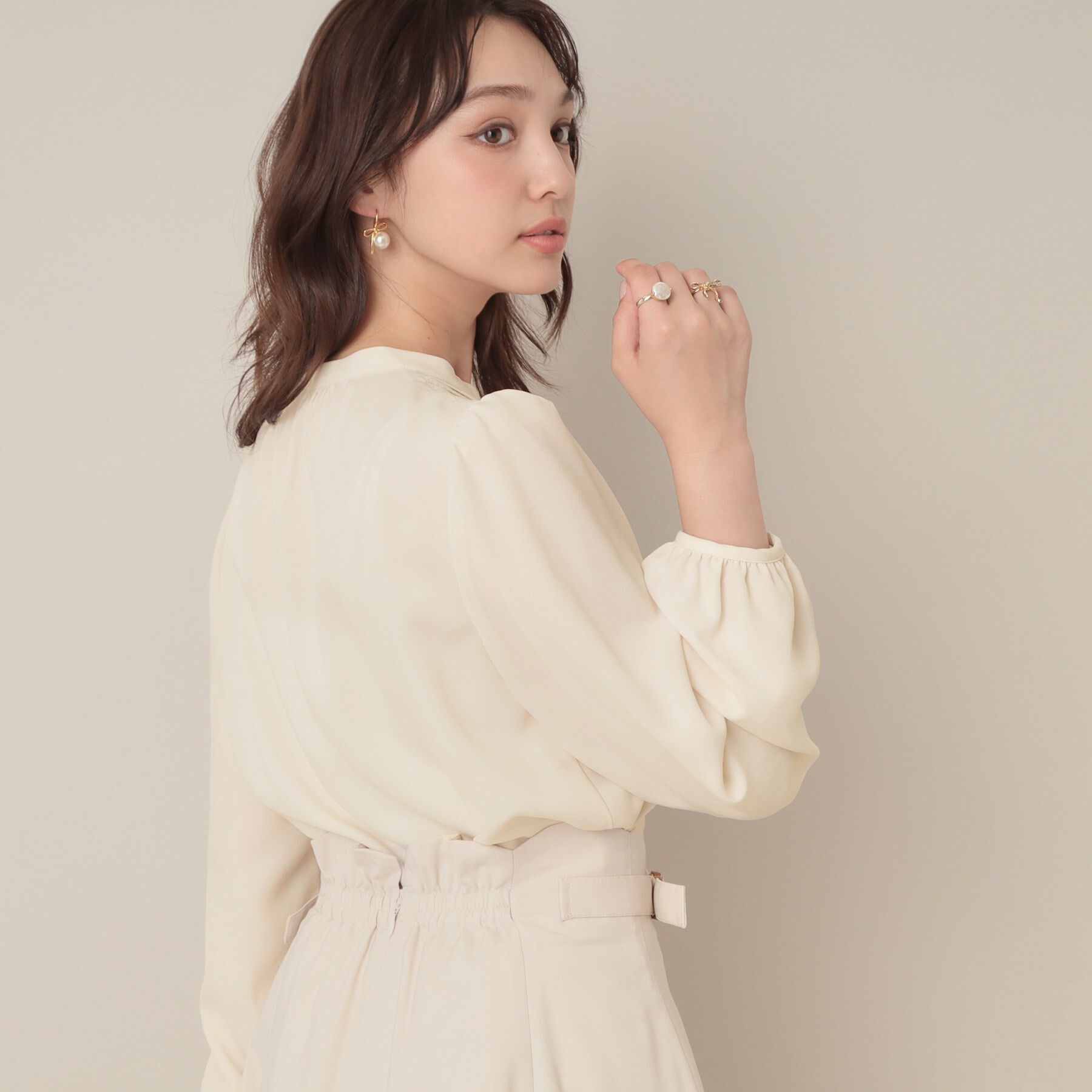 Couture broach「【大人可愛い・通勤】ピンタックレースブラウス」|シャツ・ブラウス|