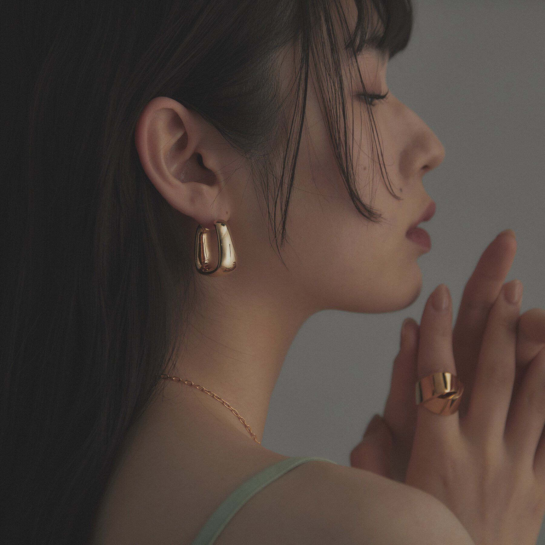 COCOSHNIK ONKITSCH「シルバー ホロウフープピアス トラペーズ GP」|ピアス|