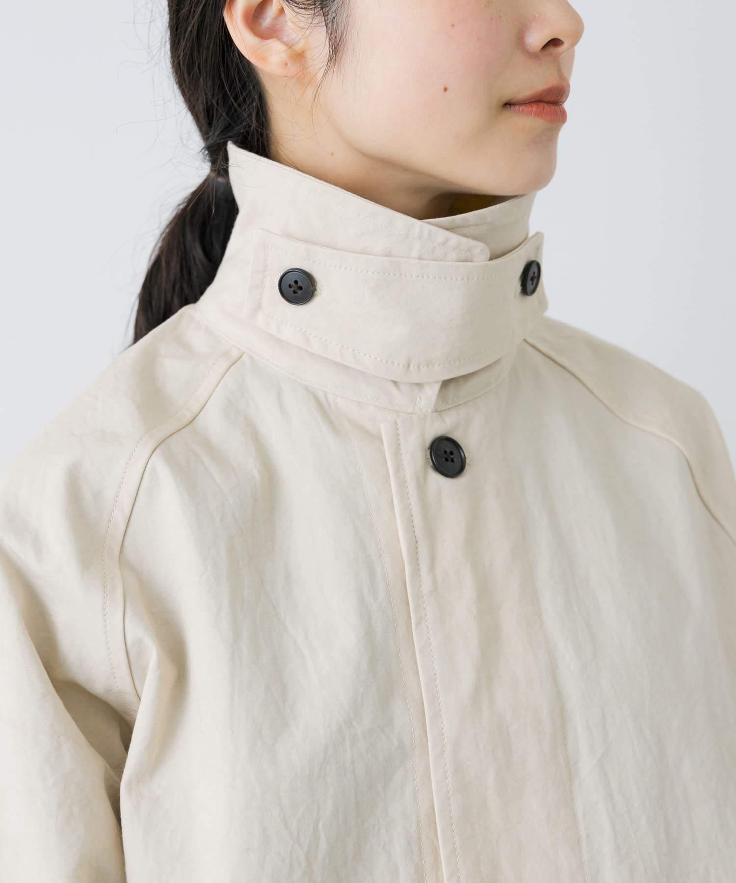 かぐれ「コットンバックタックショートコート」|ノーカラーコート|