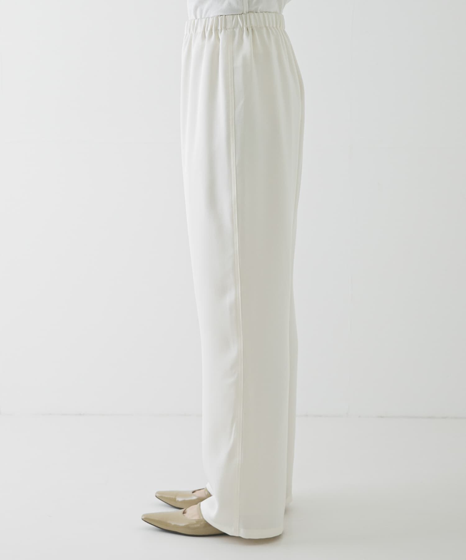 URBAN RESEARCH「サテンイージーセミフレアパンツ」|その他|