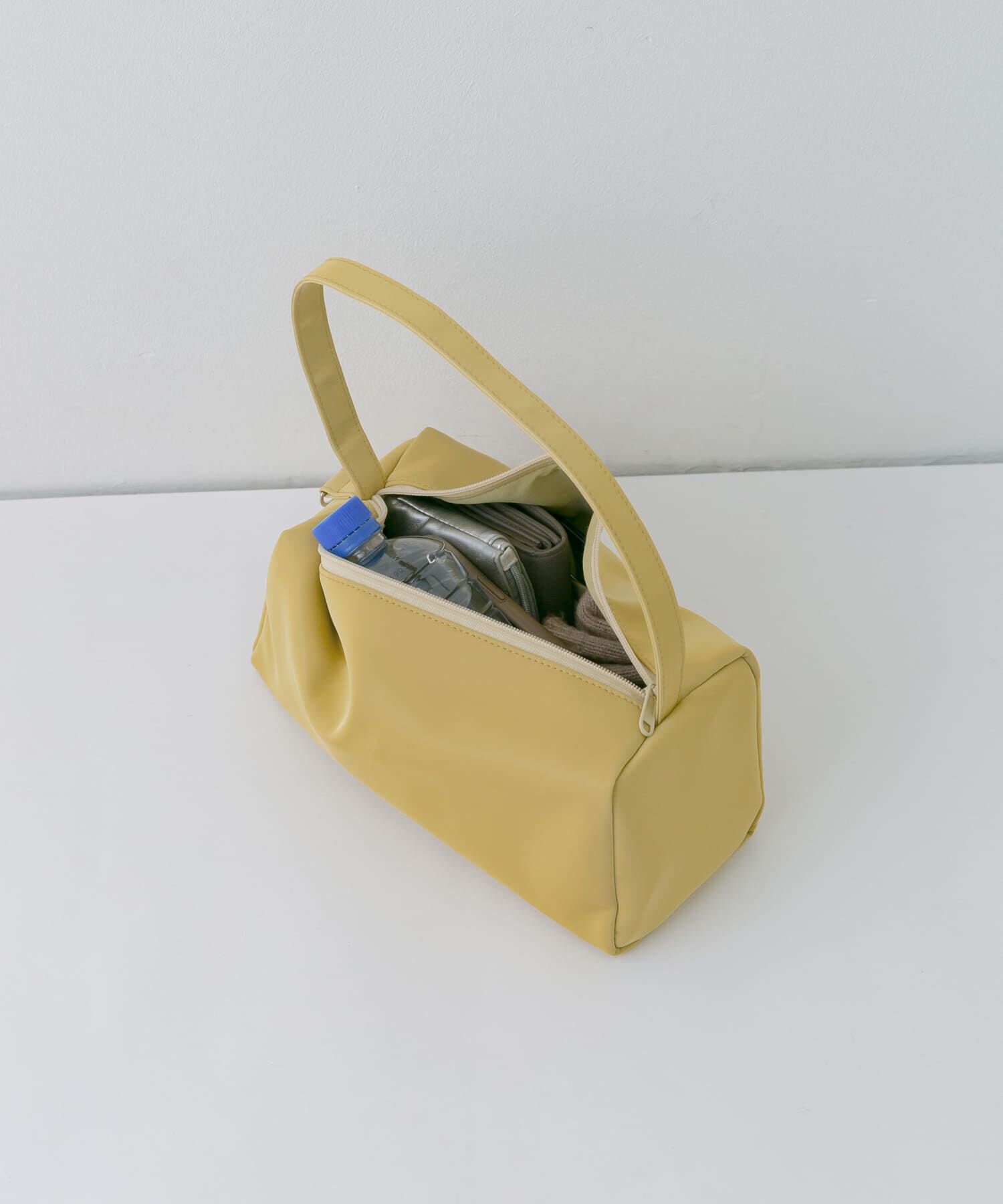 SMELLY「シャイニースクエアバッグ」|トートバッグ|イエロー