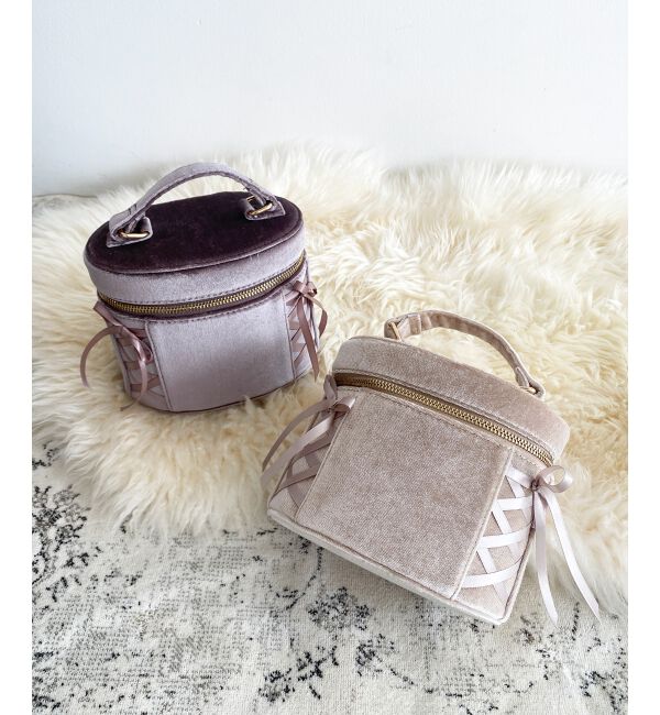 MAJESTICLEGON「レースアップベロアバニティバッグ」|ショルダー・メッセンジャー|アイボリー