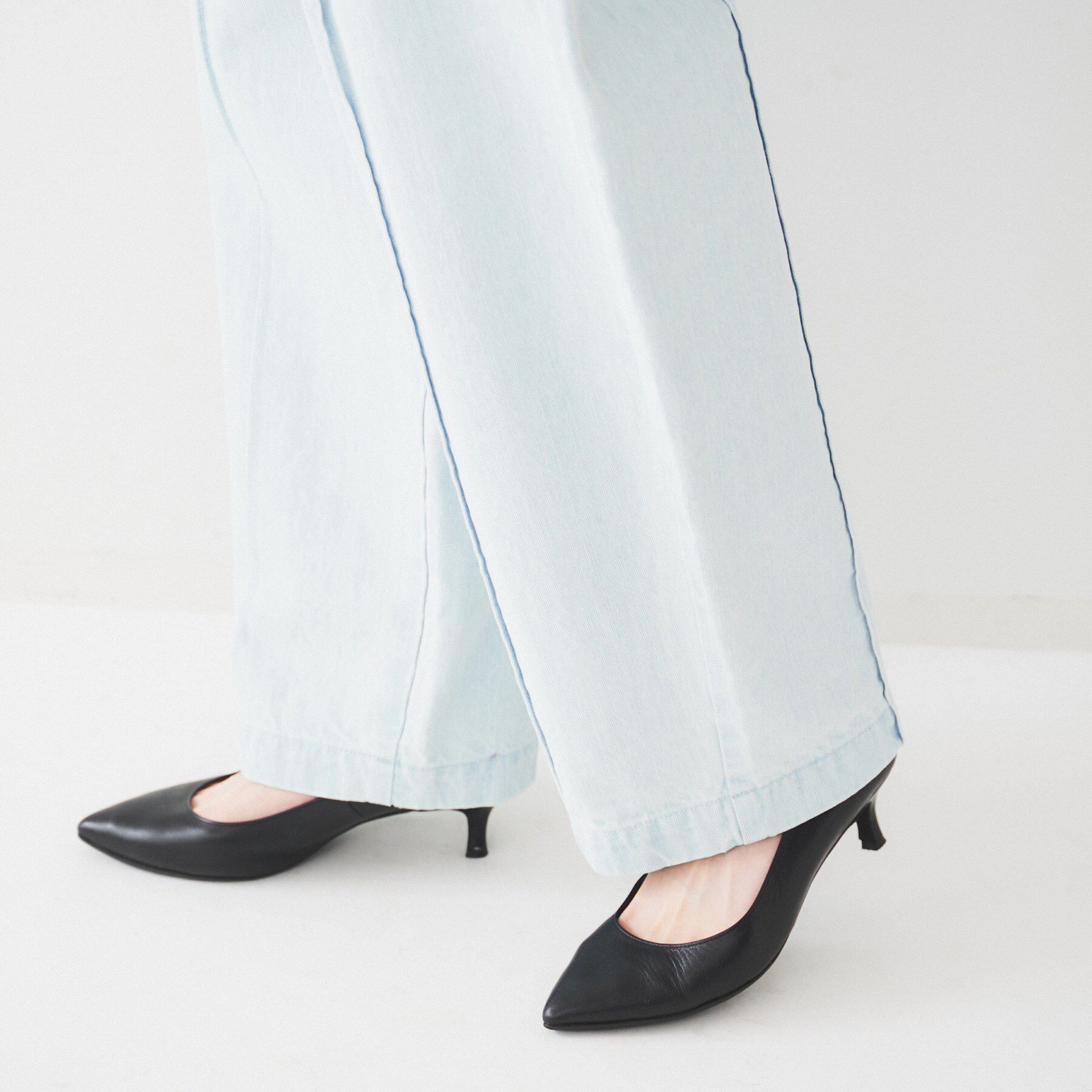 UNTITLED「カーブシルエット ワイドデニム」|デニム|