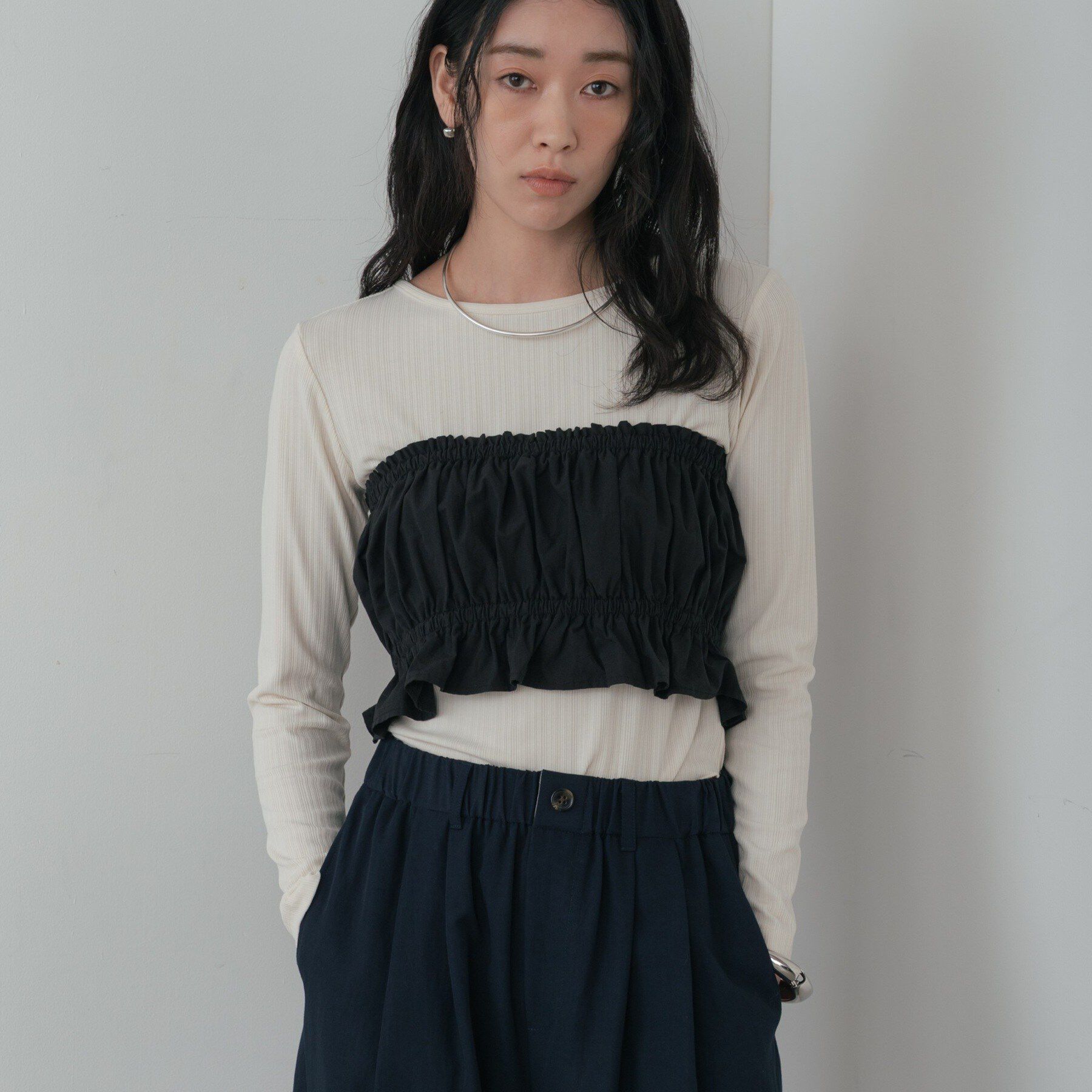 GALLEST「シャーリングチューブトップ」|シャツ・ブラウス|ブラック(019)