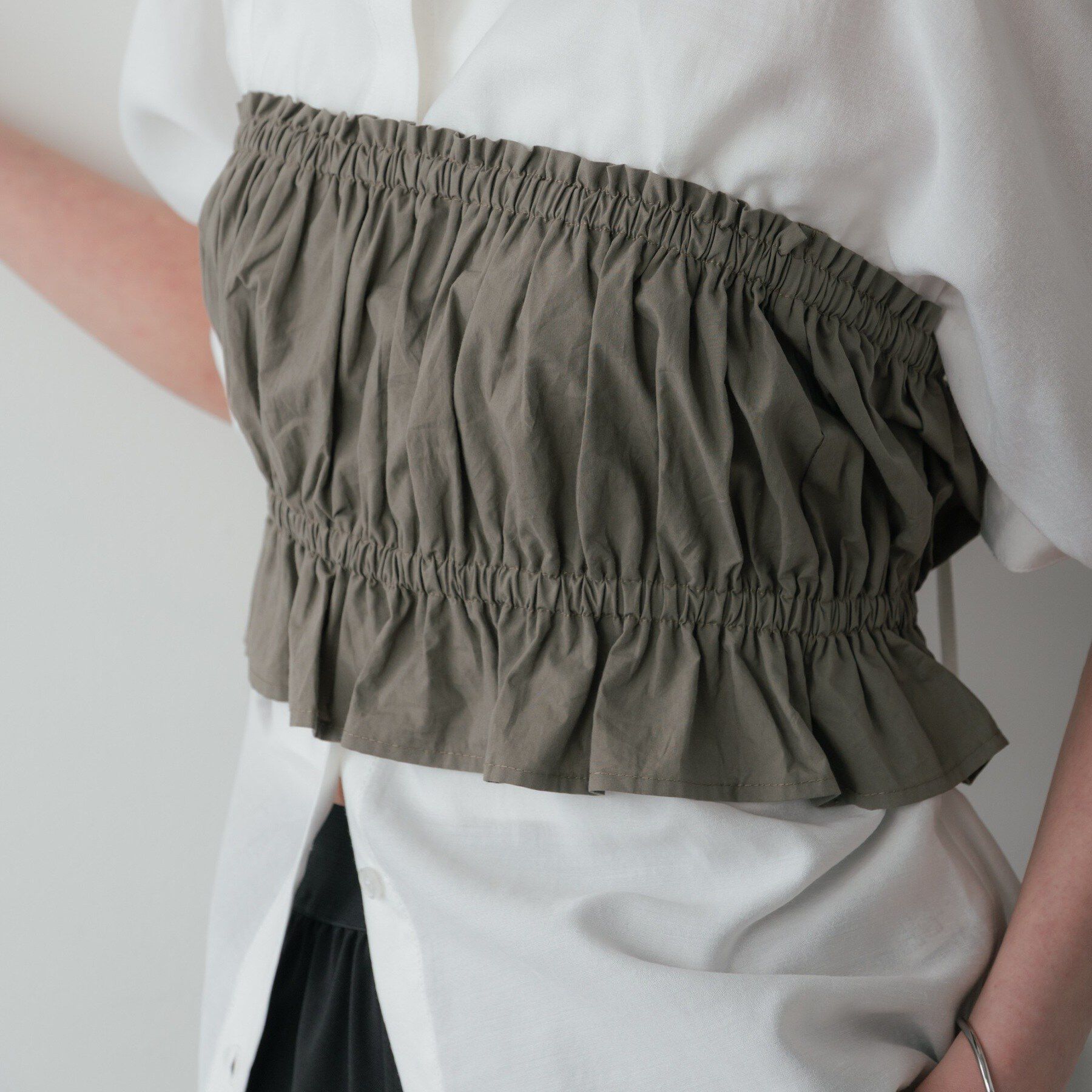 GALLEST「シャーリングチューブトップ」|シャツ・ブラウス|