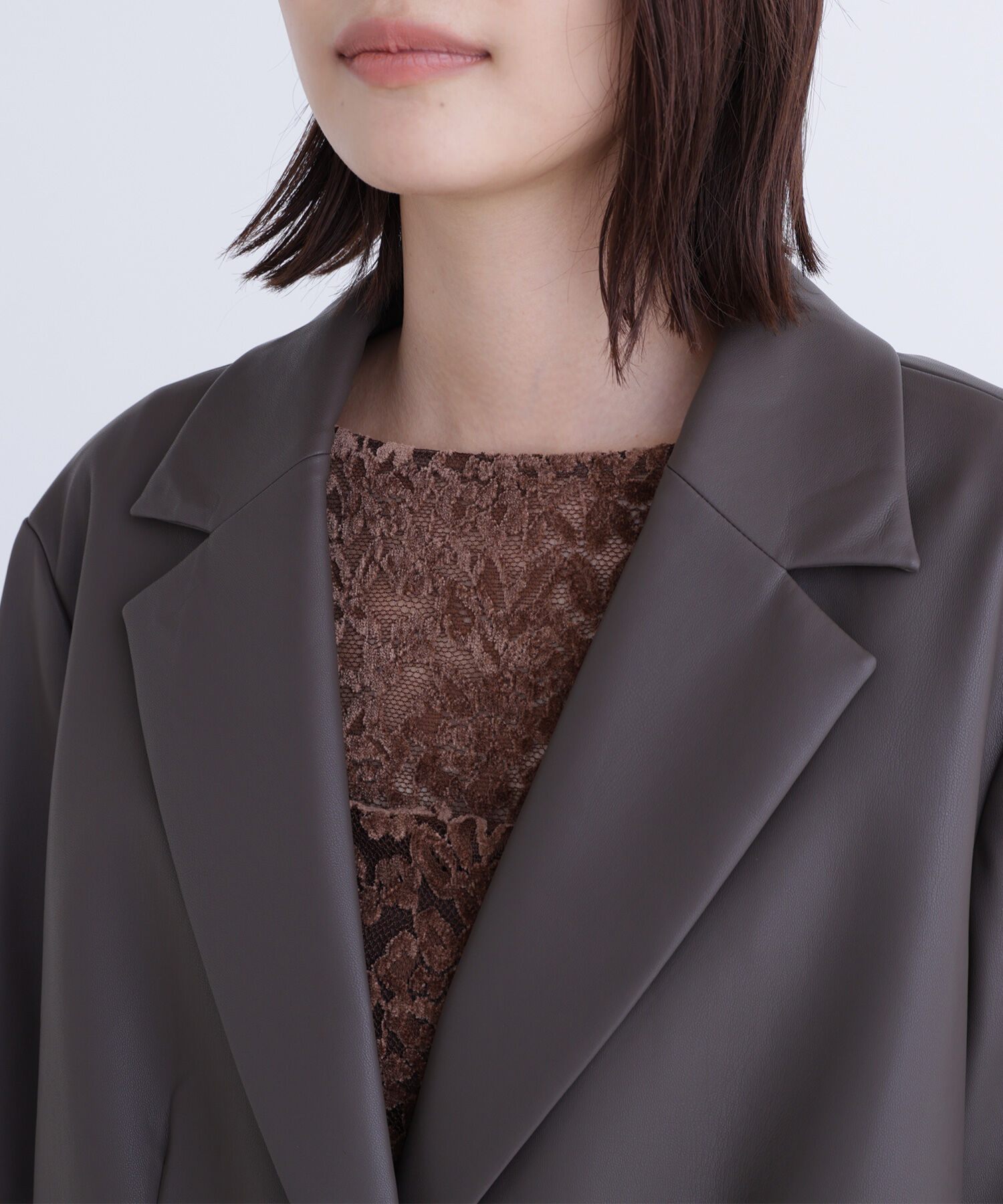  「フェイクレザーシングルテーラードジャケット」|ブルゾン・スタジャン|