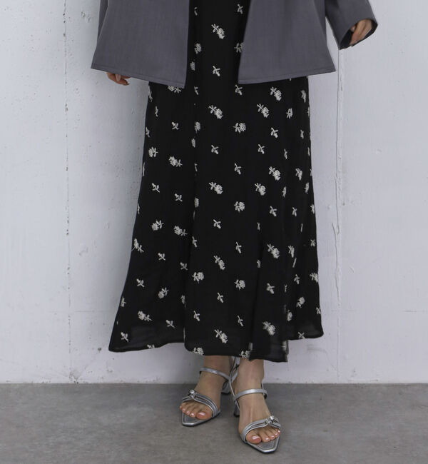 archives「タックドレープ花柄刺繍キャミワンピース」|ワンピース|