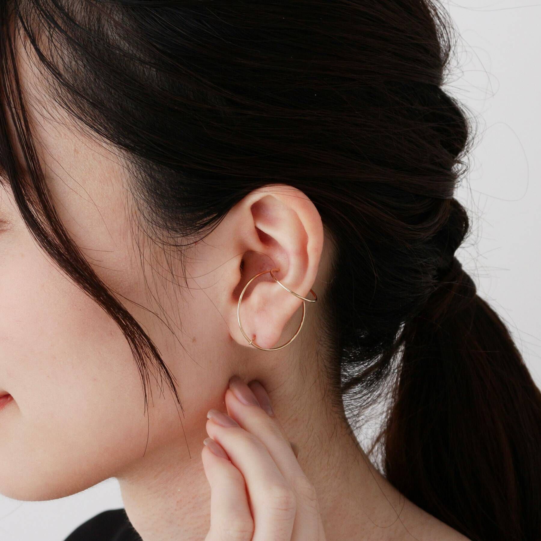 COCOSHNIK「K10ダブルフープ イヤーカフピアス（片耳用）」|ピアス|
