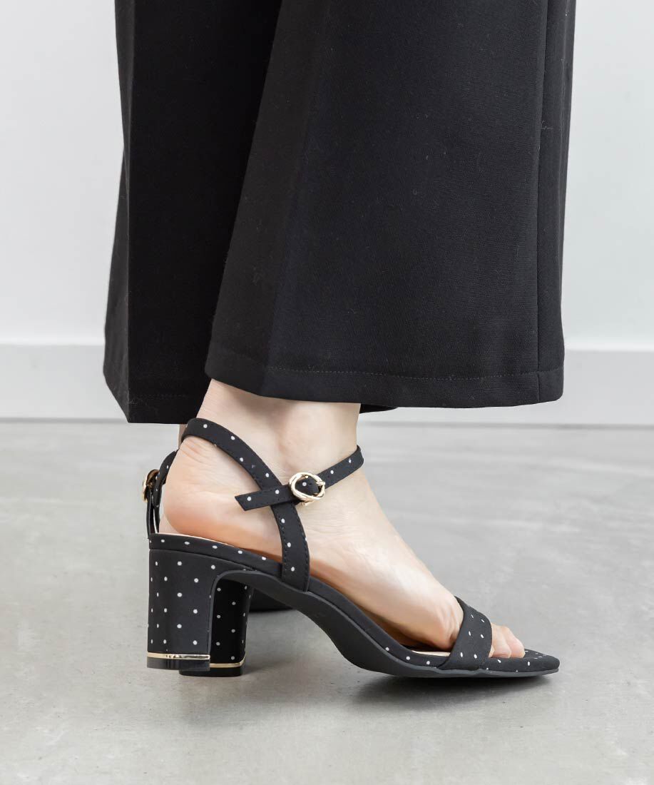  「ゴールドピースヒールストラップサンダル」|サンダル|