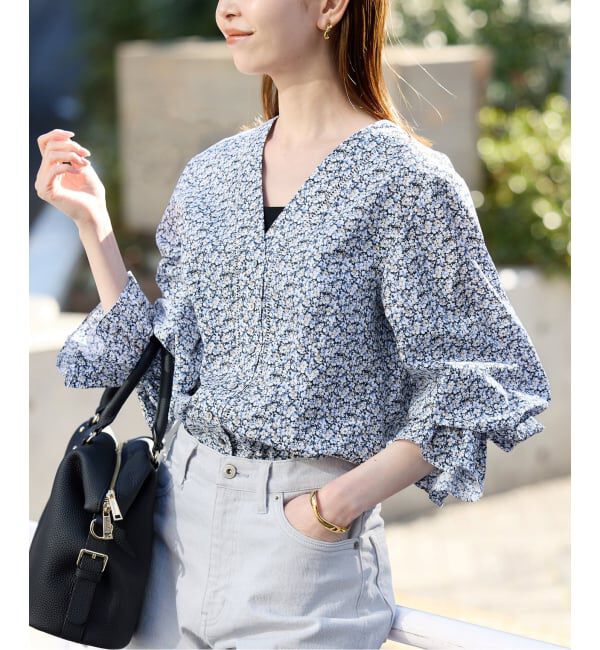 SLOBE IENA「Vネックフレアスリーブブラウス」|シャツ・ブラウス|ブルー