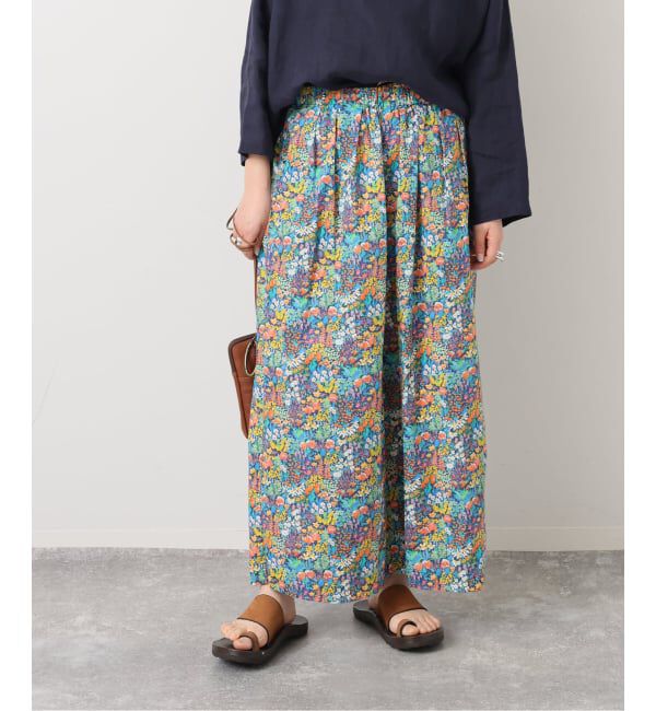 journal standard luxe「《予約》リバティフラワー タックパンツ」|その他|ブルー A