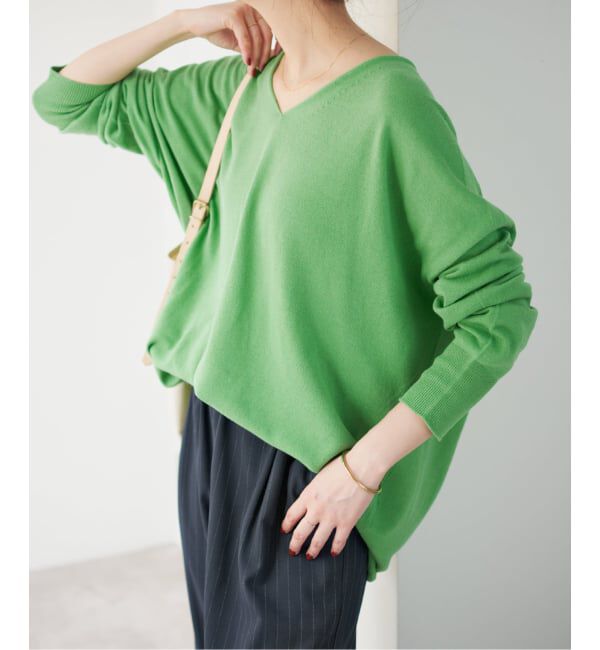Spick and Span「《新色有り / 追加》コットンバルキーヤーンルーズVネックプルオーバー」|ニット・セーター|グリーン