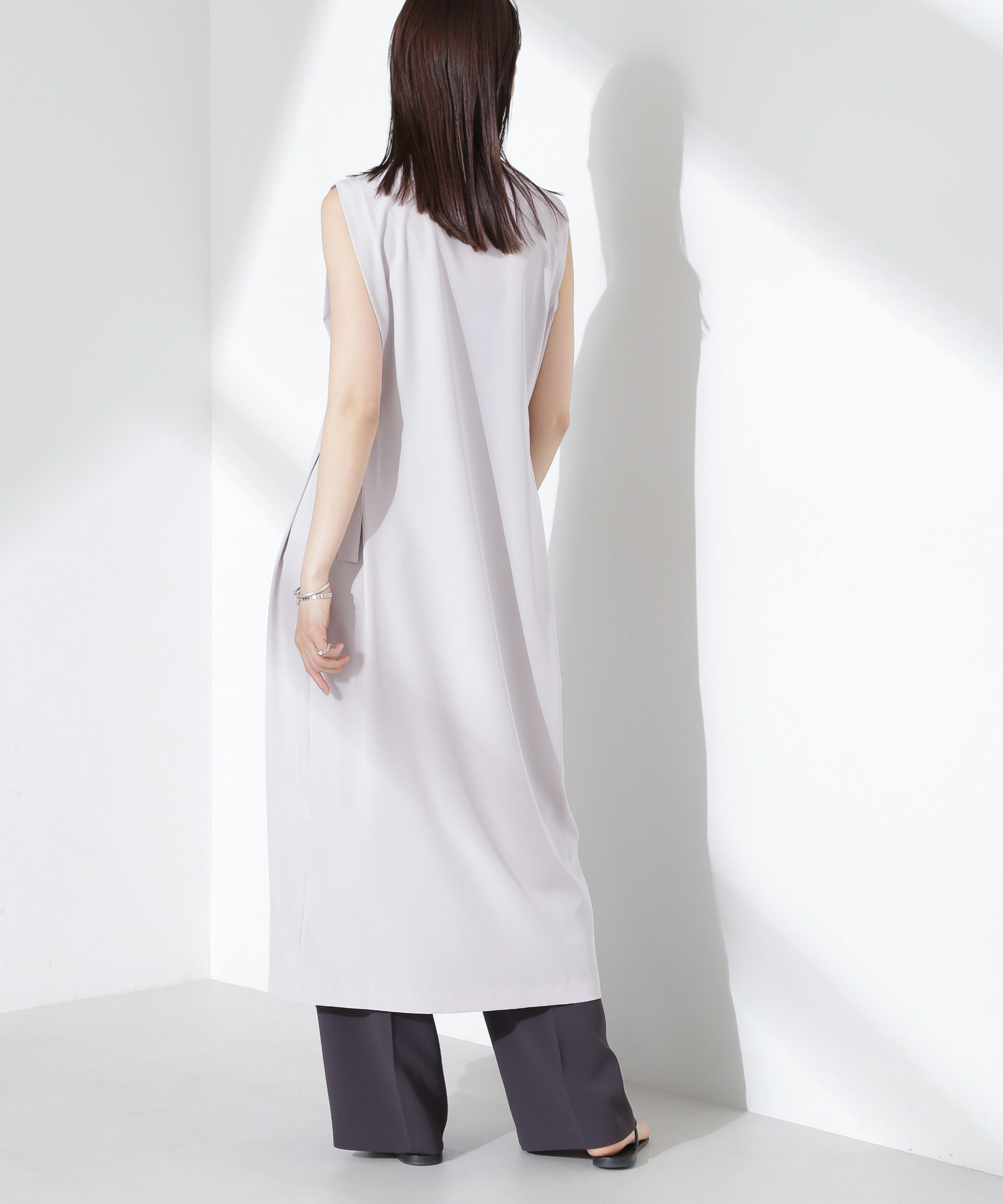 nano･universe「オープンフロントノースリーブワンピース」|ワンピース|