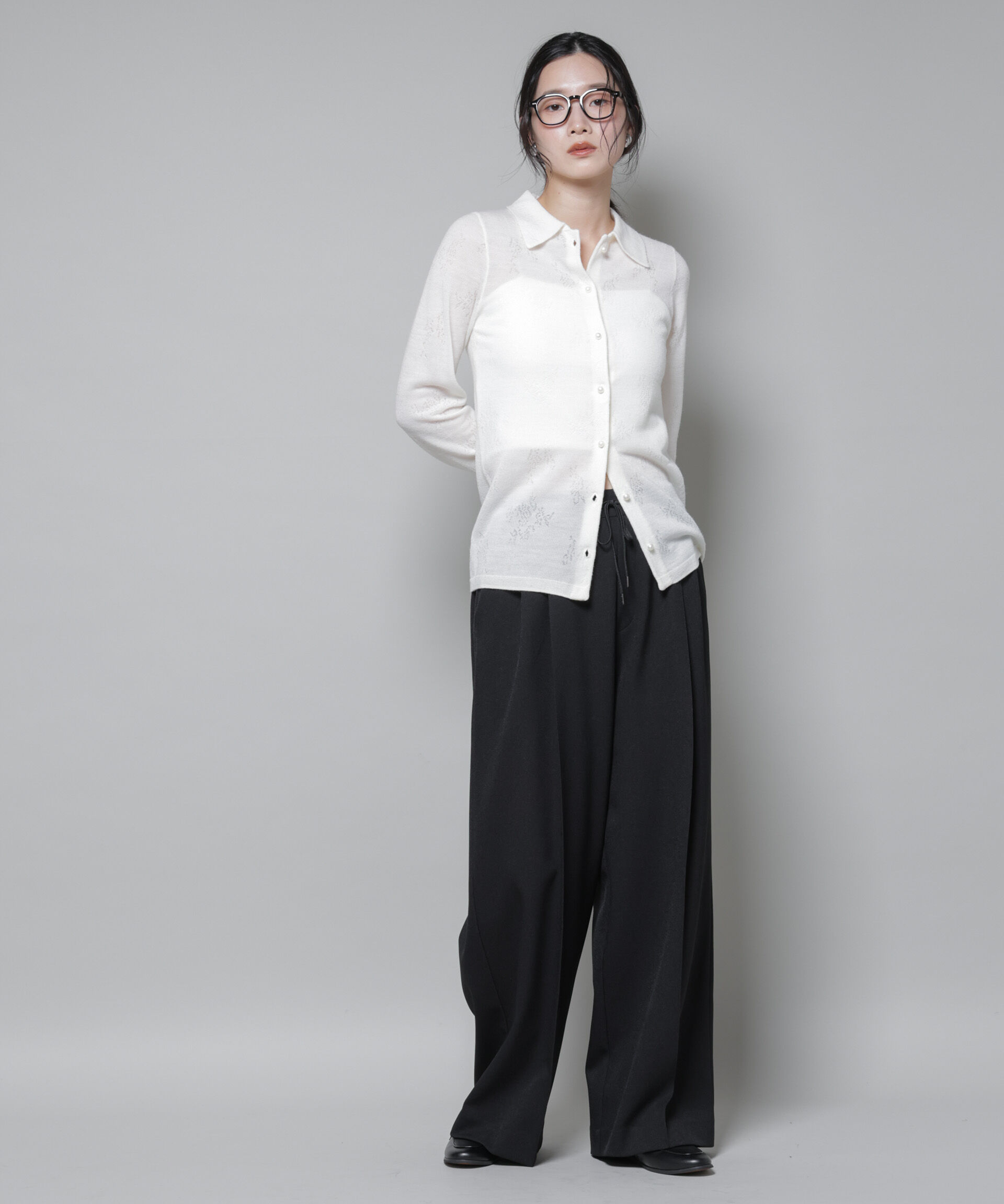 nano･universe「ストレッチサージピンタックイージーワイドパンツ(セットアップ可)」|チノ|