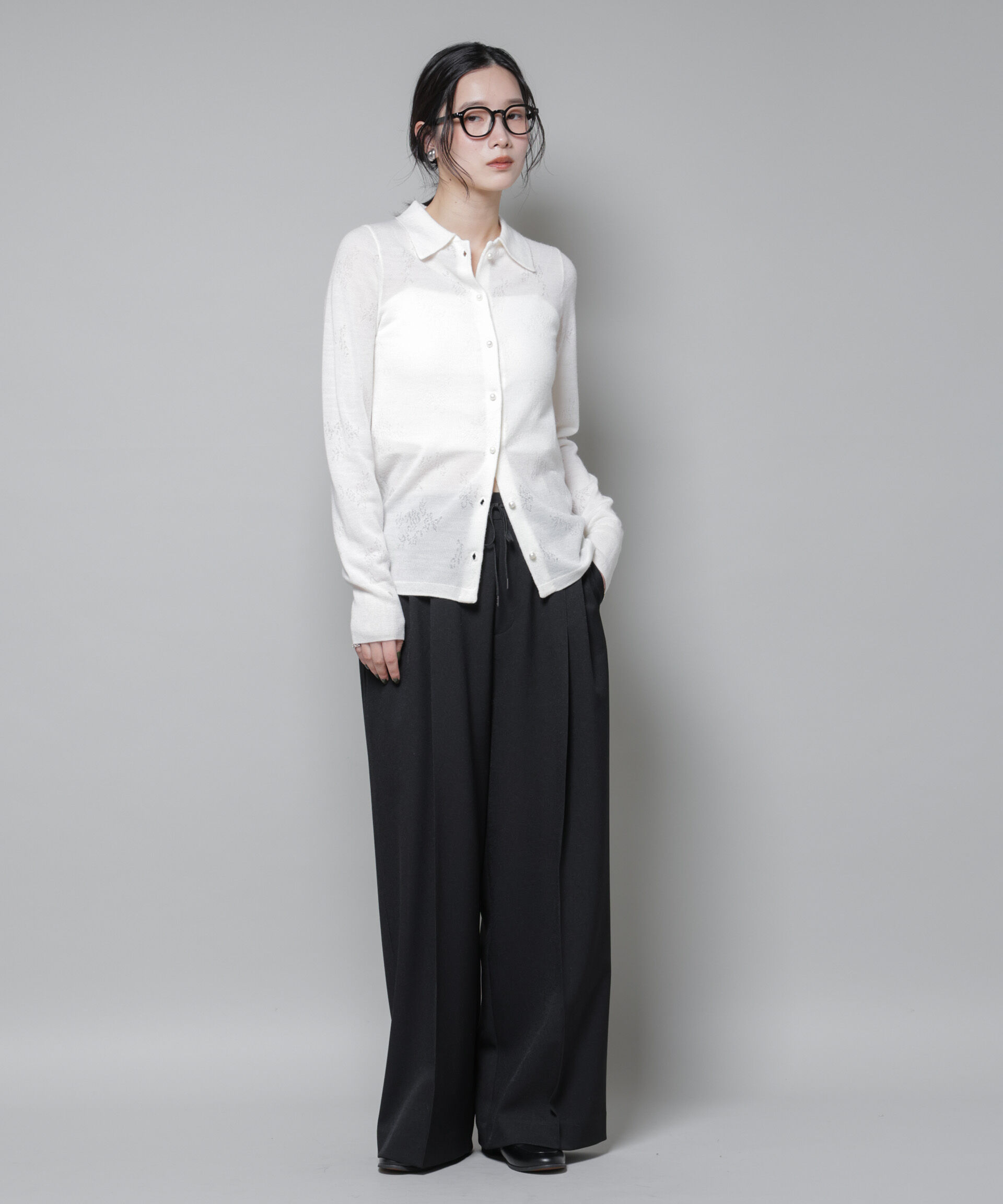 nano･universe「ストレッチサージピンタックイージーワイドパンツ(セットアップ可)」|チノ|