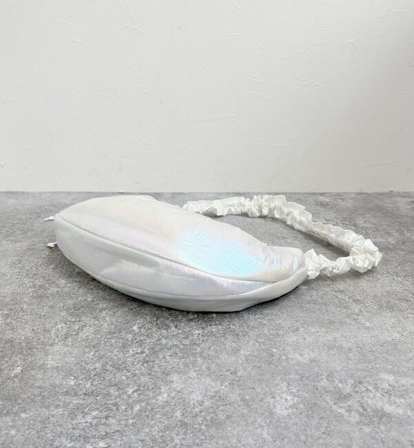 fredy emue「ソフトパテッドシャーリングショルダーバッグ」|ショルダー・メッセンジャー|