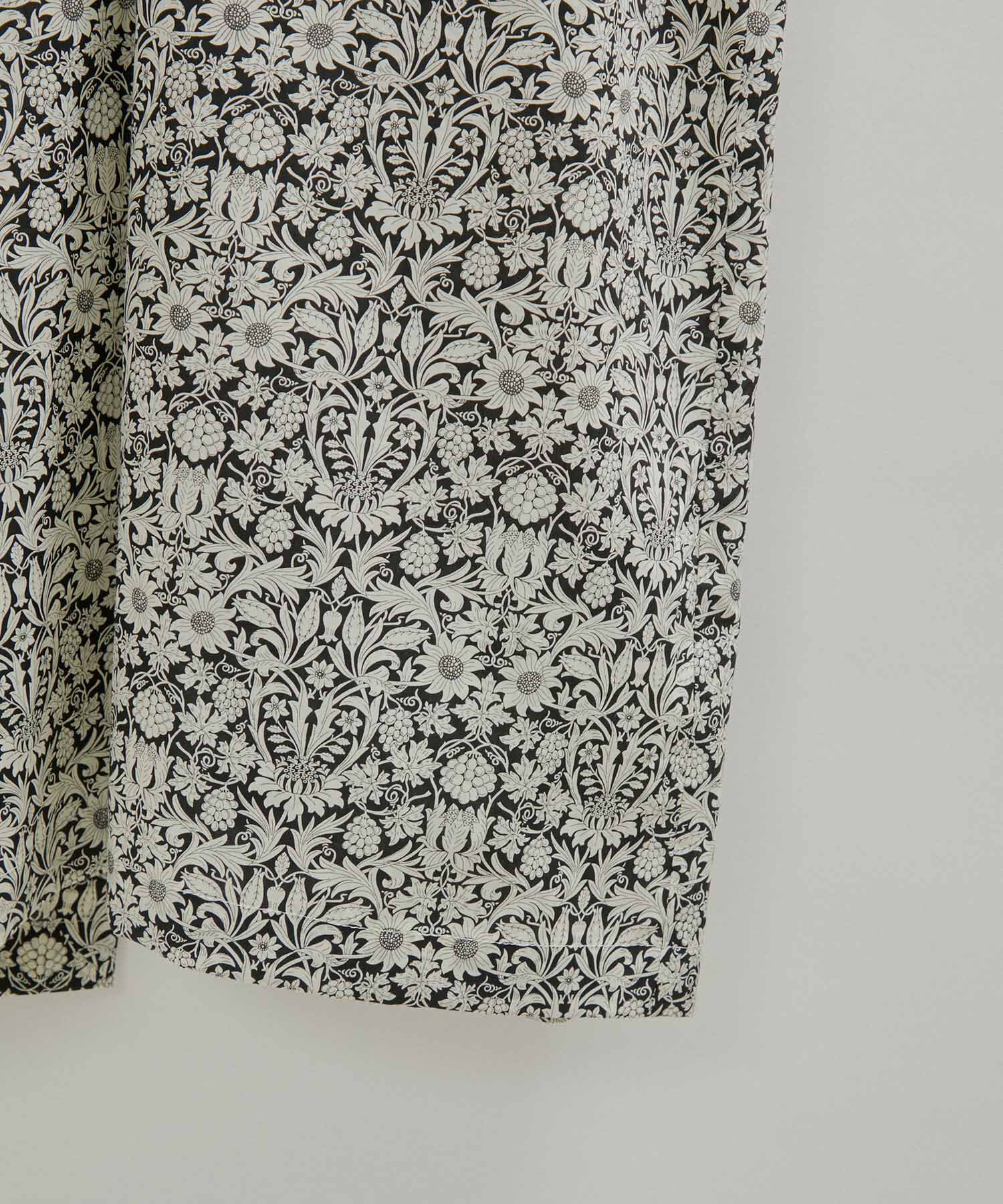 SALON adam et rope'「【LIBERTY】【セットアップ対応・洗える】リバティプリントバックスリットキャミソール」|キャミソール|