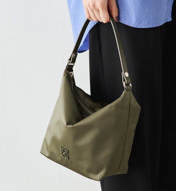  「クラウズナイロンシンプルショルダーバッグ」|ショルダー・メッセンジャー|