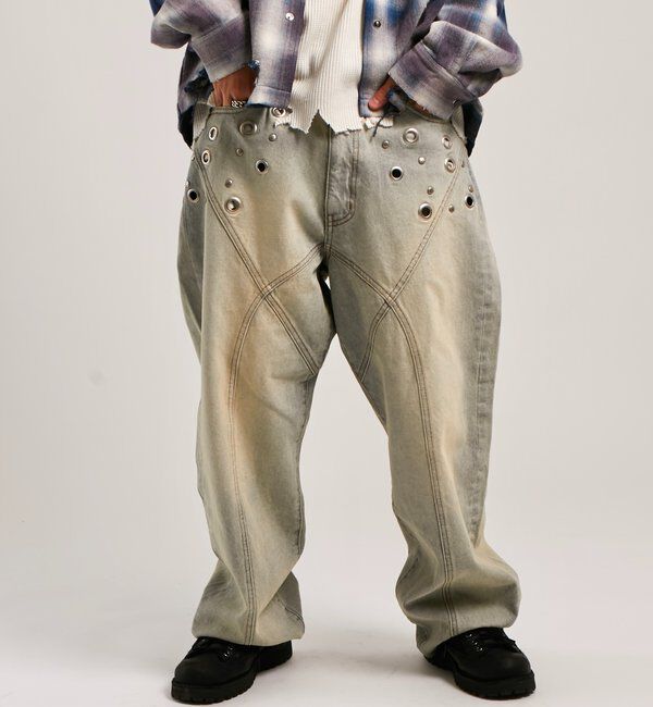  「アイレットスタッズスウィッチングブラストワイドデニム」|デニム|