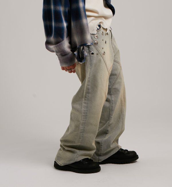  「アイレットスタッズスウィッチングブラストワイドデニム」|デニム|
