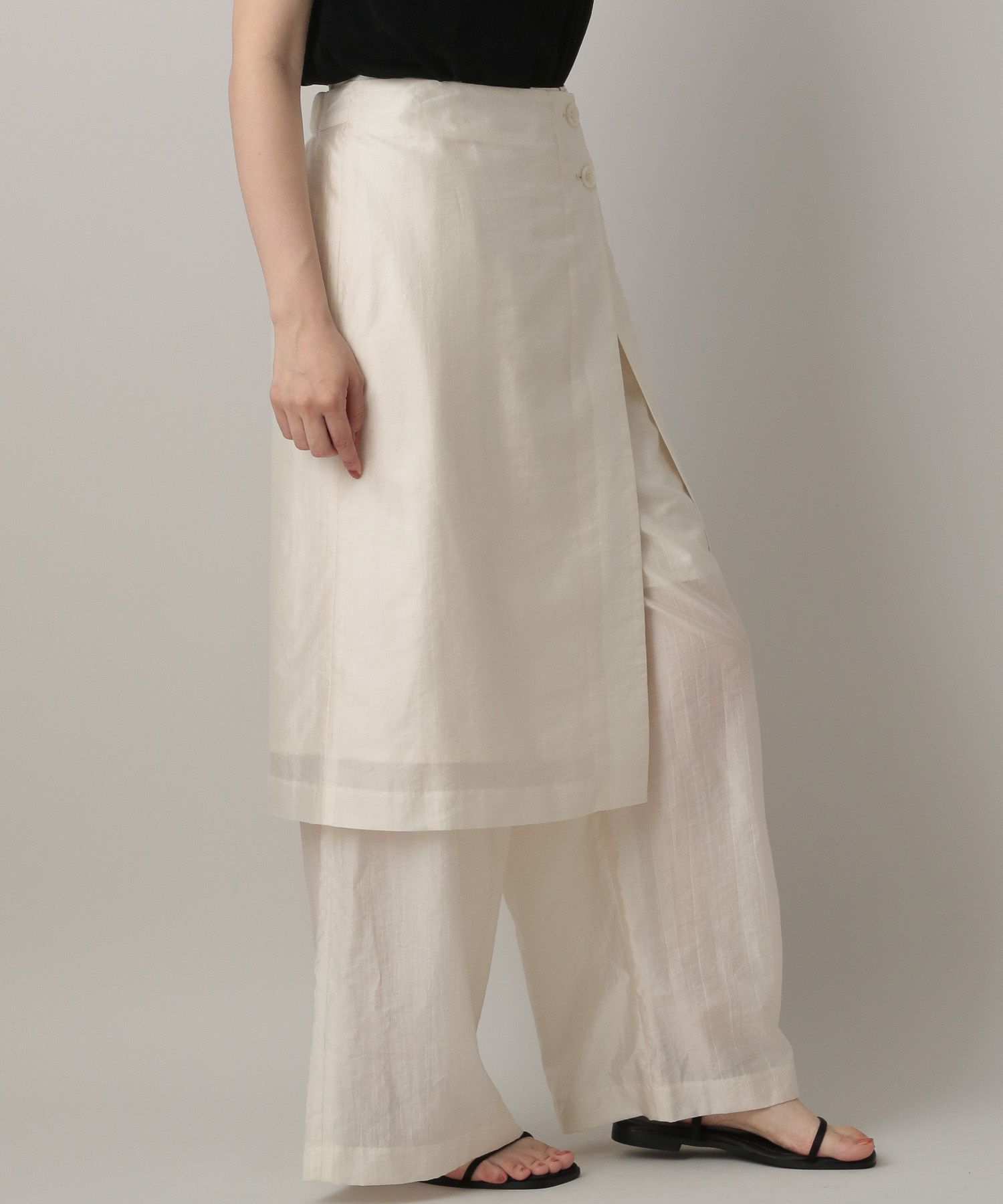 A part by 「シアースカートツキパンツ」|スラックス|