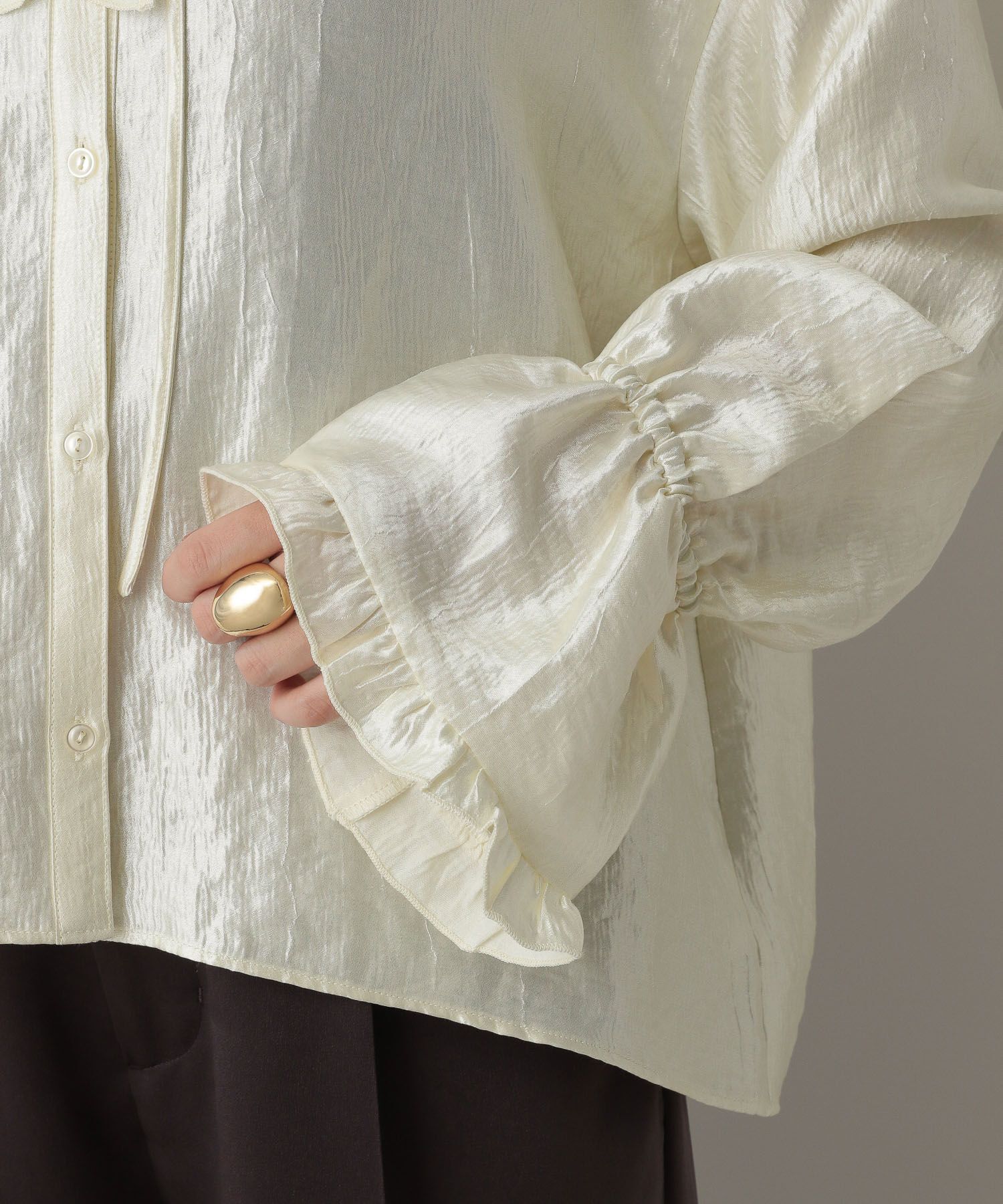 A part by 「ビックカラーラッフルブラウス」|シャツ・ブラウス|