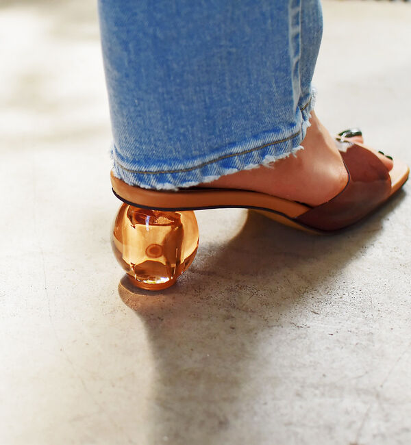 AU BANNISTER「クリアヒールミュール」|サンダル|