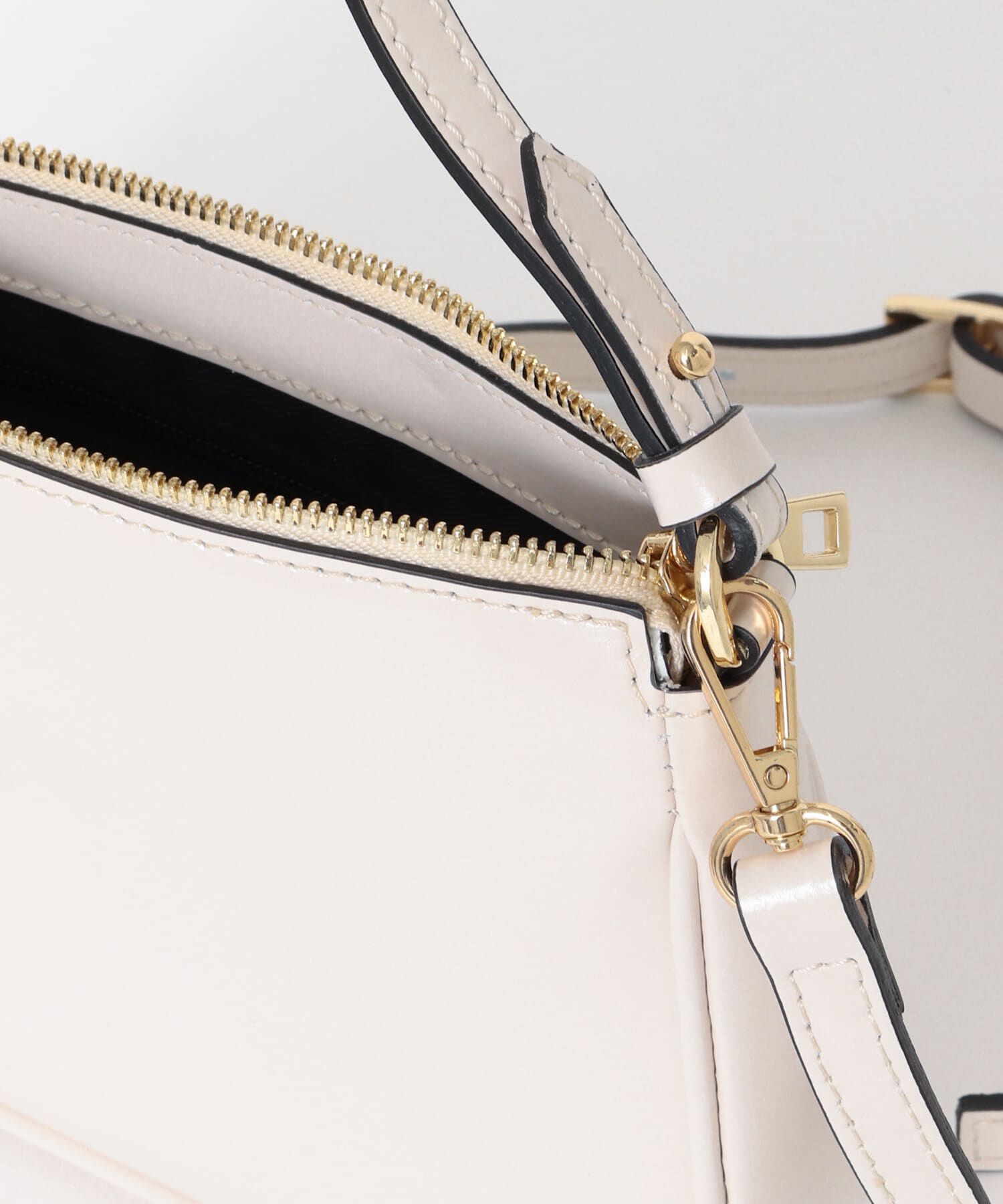 URBAN RESEARCH DOORS「MARCO BIANCHINI　マルチウェイショルダーバッグ」|ショルダー・メッセンジャー|