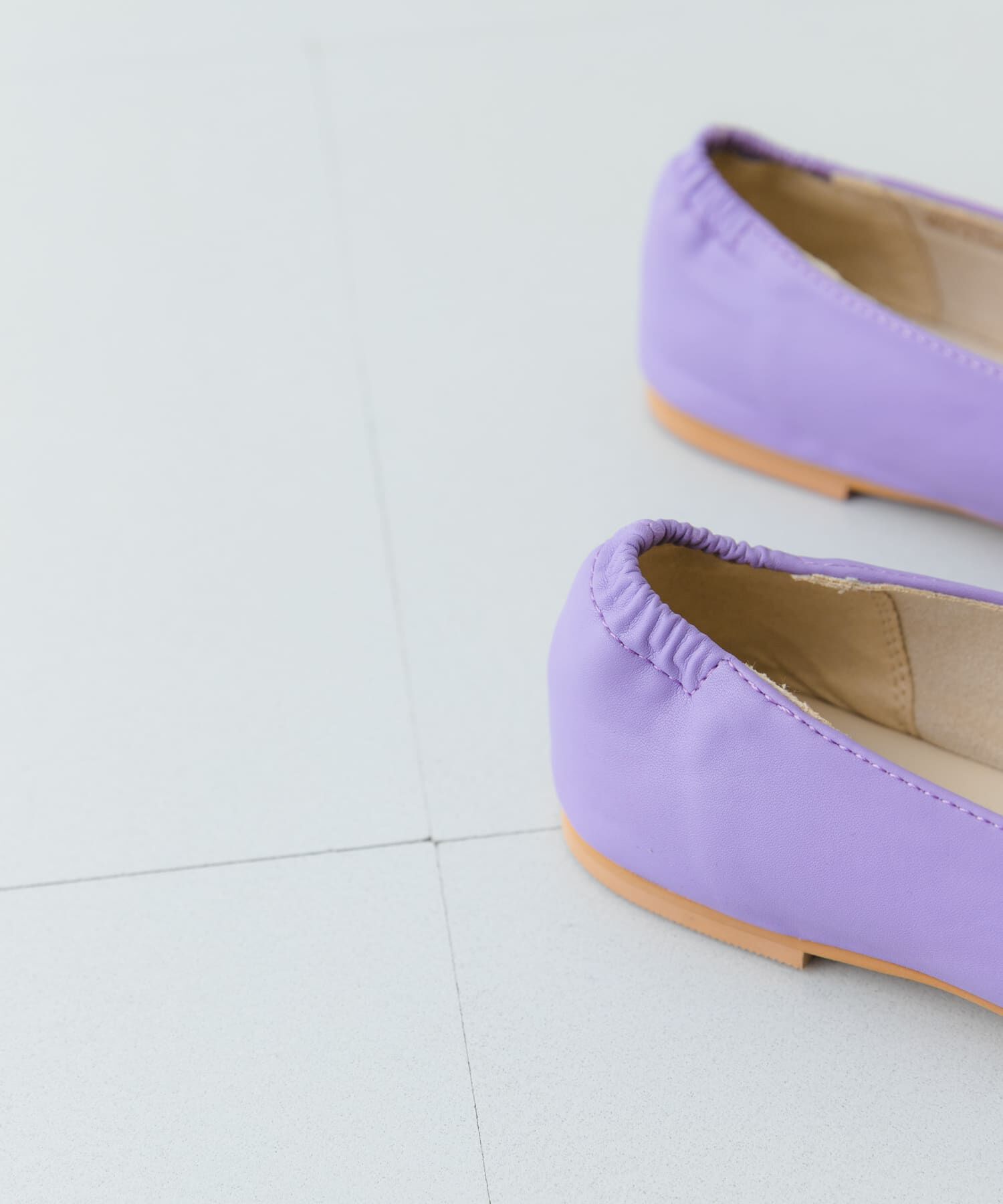 RODE SKO「やわらかVカットフラットシューズ」|バレエシューズ|