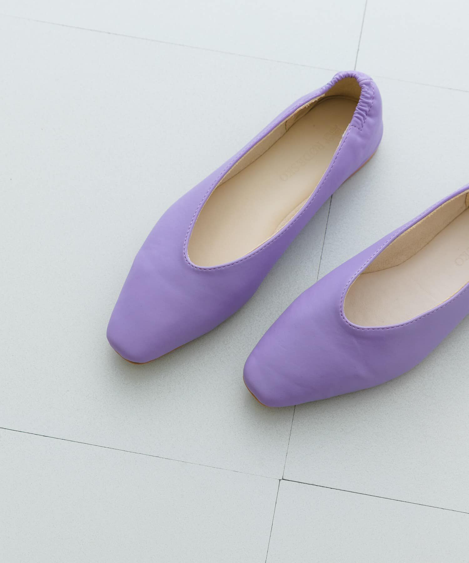 RODE SKO「やわらかVカットフラットシューズ」|バレエシューズ|