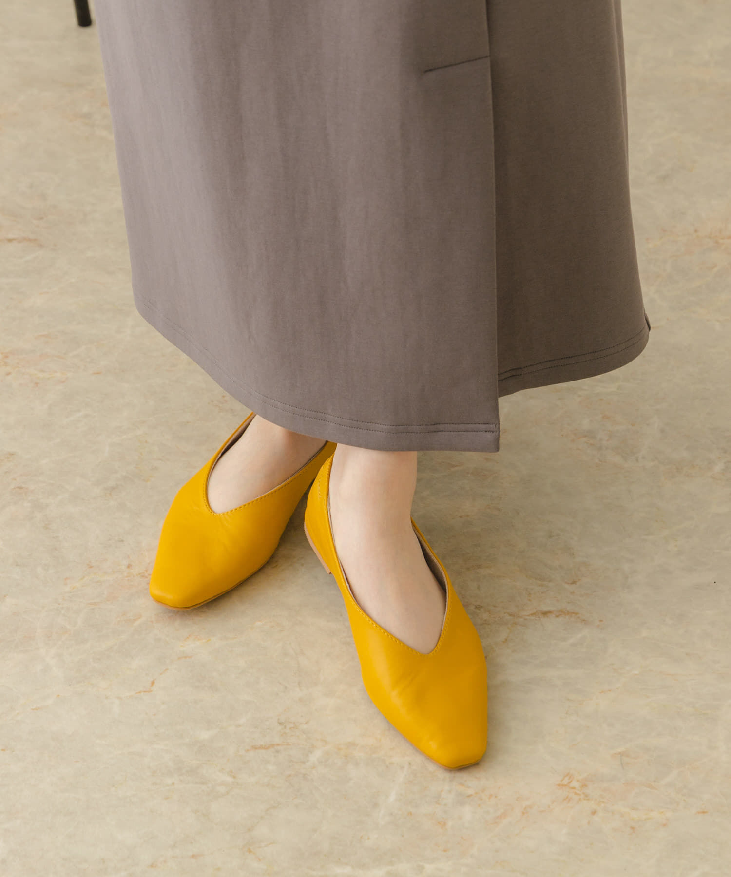 RODE SKO「やわらかVカットフラットシューズ」|バレエシューズ|