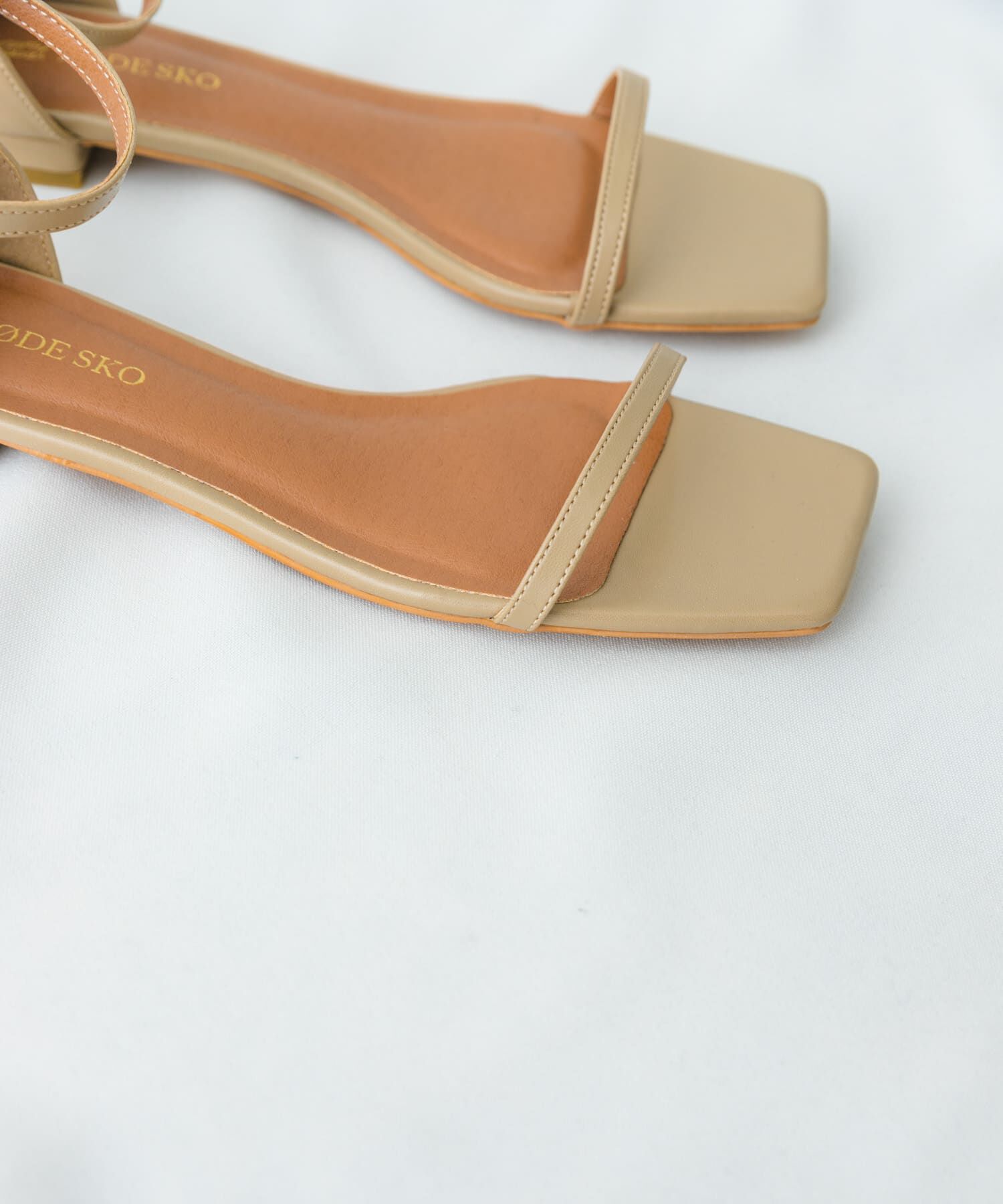 RODE SKO「アンクルストラップサンダル」|サンダル|