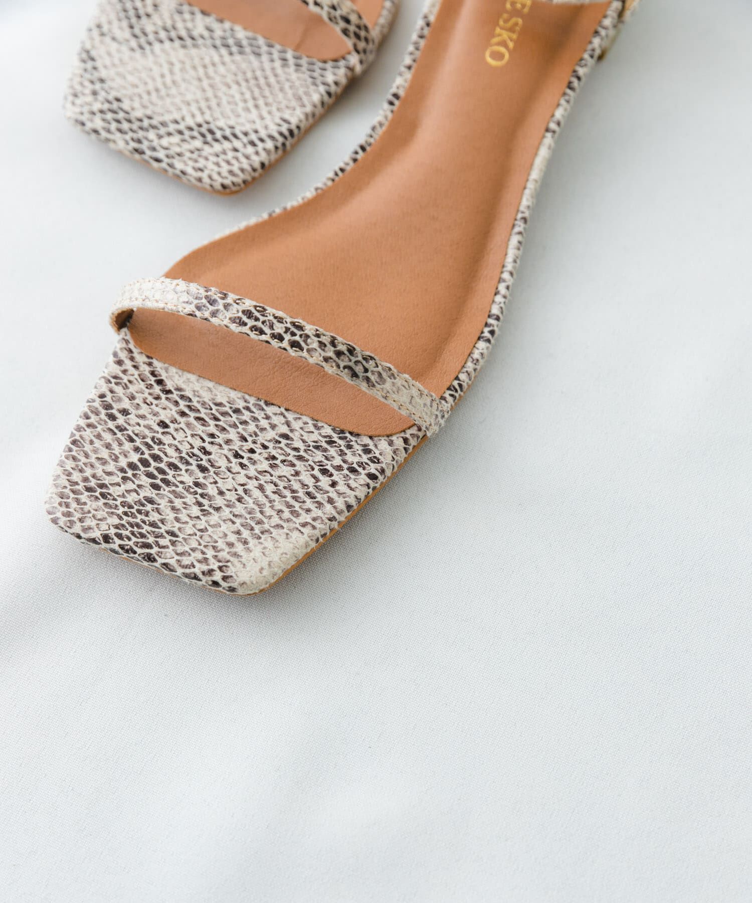 RODE SKO「アンクルストラップサンダル」|サンダル|