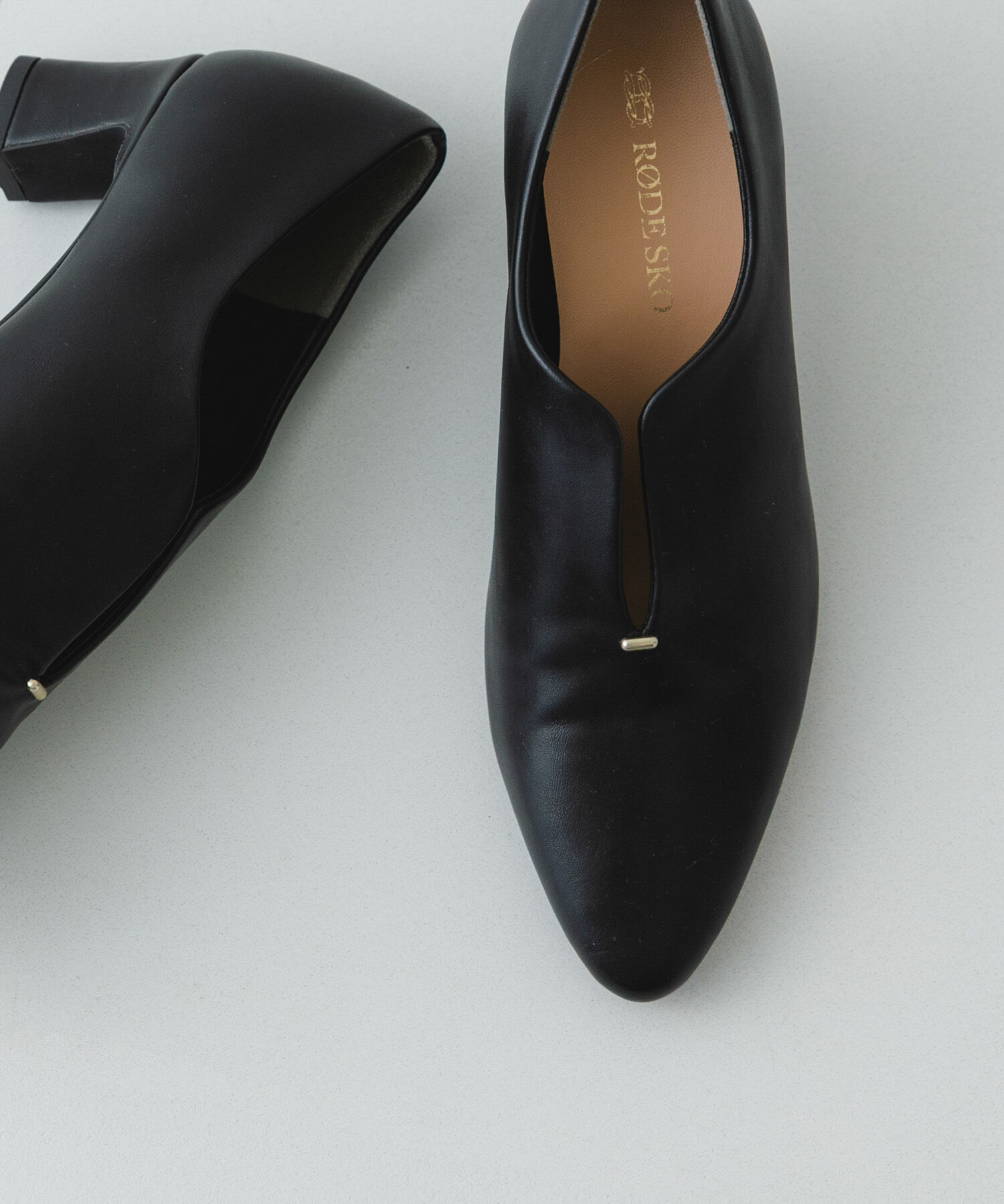 RODE SKO「プチメタルスリットパンプス」|パンプス|