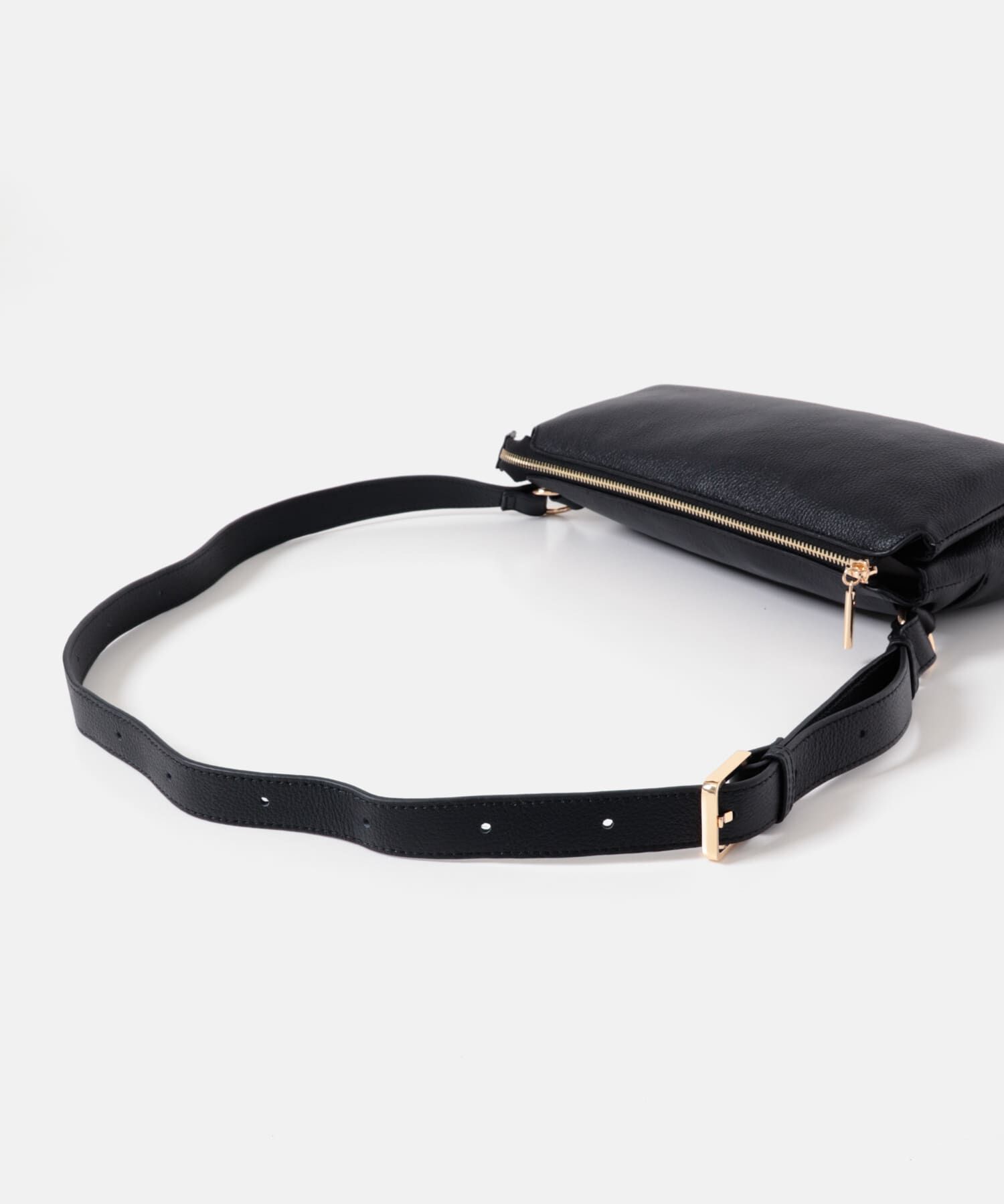 RODE SKO「レザーボディバッグ」|ショルダー・メッセンジャー|