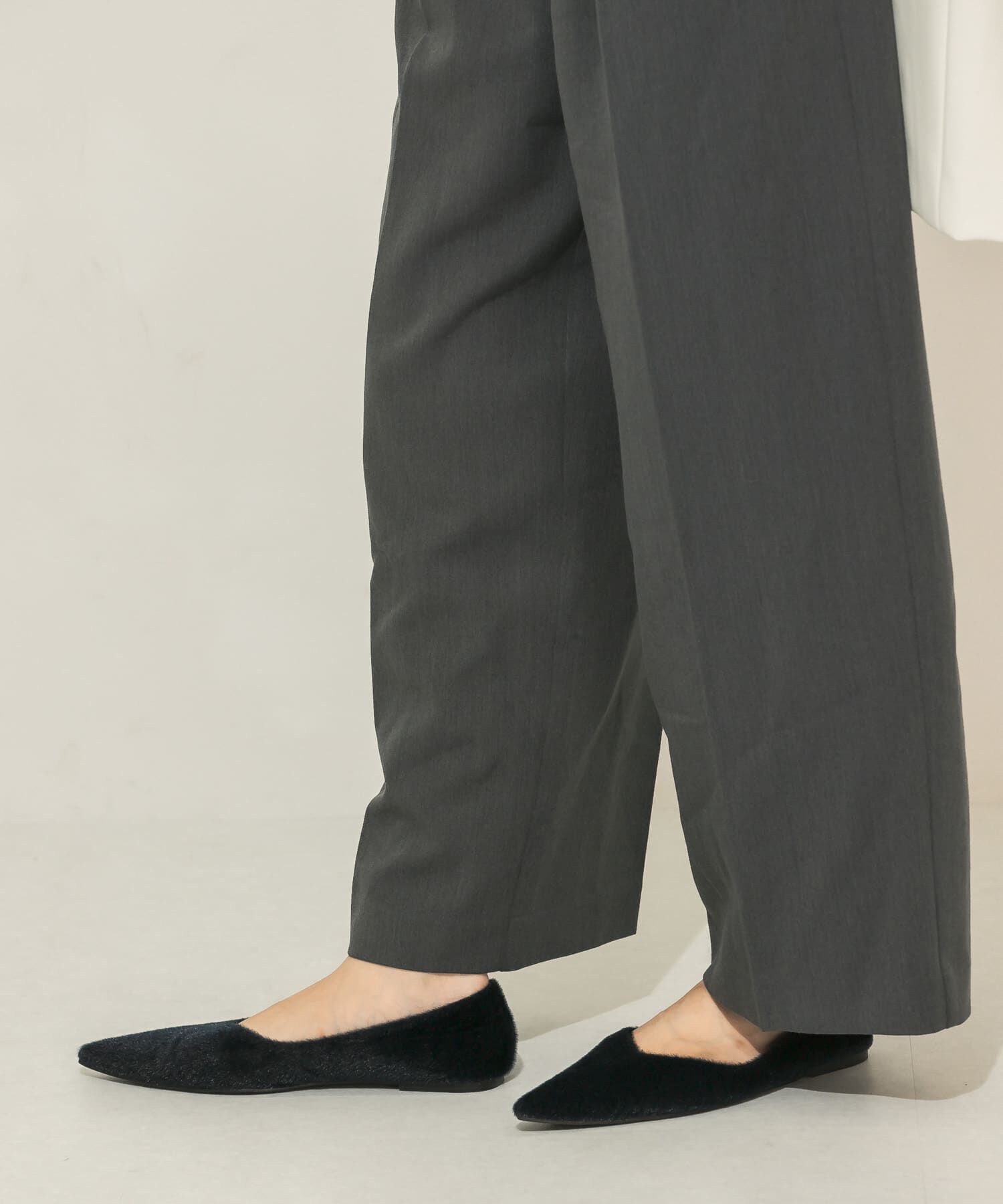  「ポインテッドトゥフェイクファーパンプス」|パンプス|ネイビー