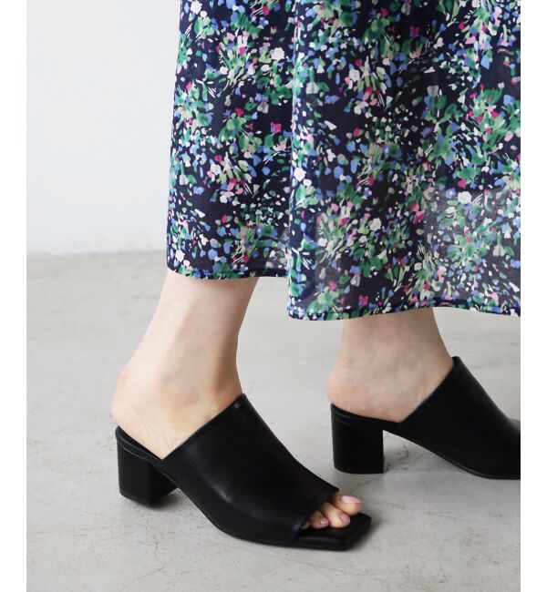  「《WEB限定アイテム》スクエアトゥカバードサンダル」|サンダル|