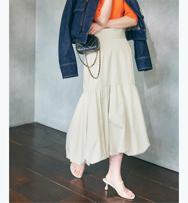 ur's「【yukiさんコラボアイテム】タフタティアードバルーンスカート」|スカート|ホワイト
