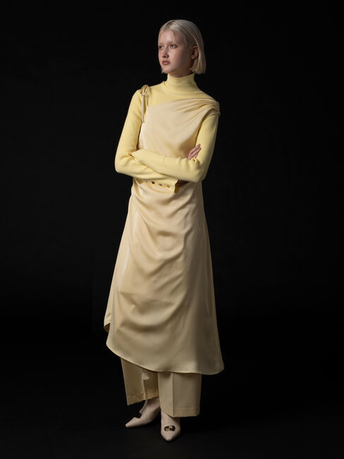 Te chichi「【Atelier Bonheur】サテンキャミドレス《2025winter catalog item》」|ワンピース|イエロー