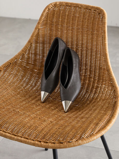 Te chichi「ポインテッドメタルフラットシューズ」|パンプス|チャコールグレー