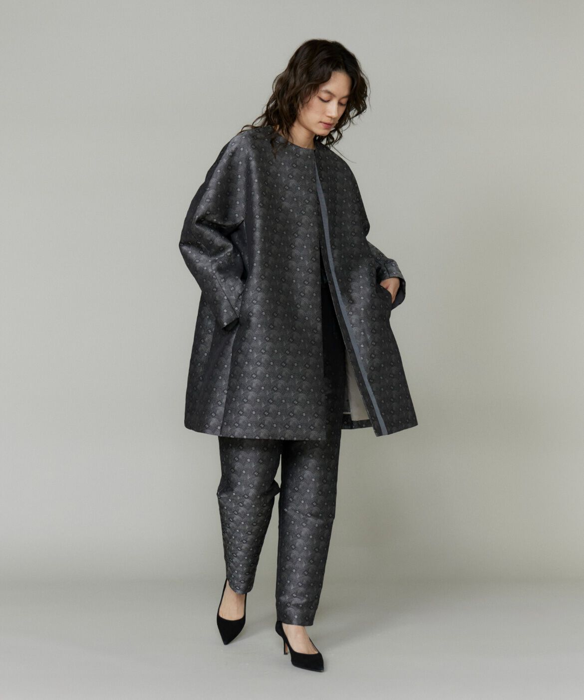 la veille by SUPERIOR CLOSET「ノーカラーAラインコート」|ピーコート|