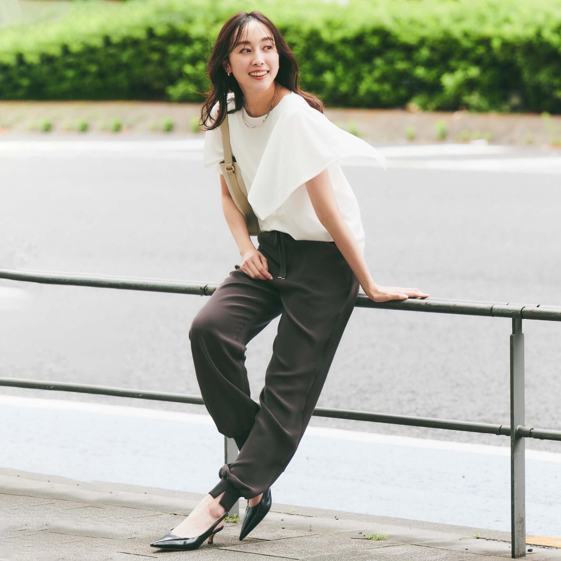 UNTITLED「【吸水速乾/ウエストゴム】バックサテン ジョグパンツ」|その他|