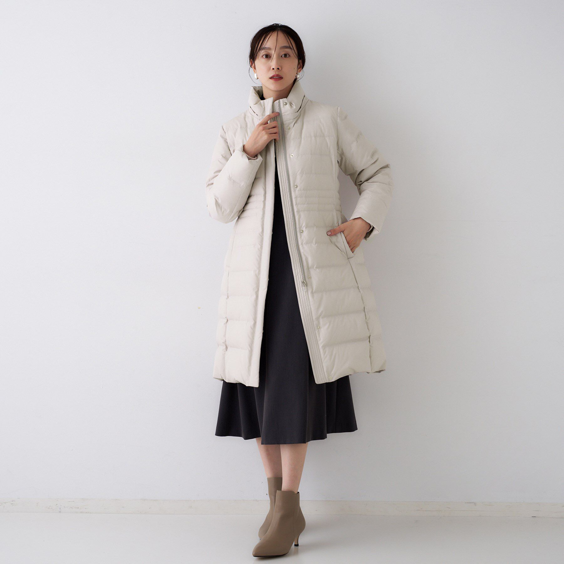 UNTITLED「【はっ水機能/フード取り外し可/防寒】ロングダウンコート」|ダウン|