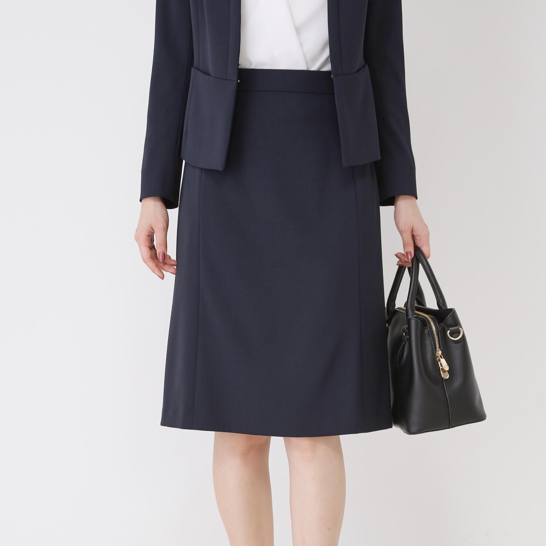 COUP DE CHANCE「【手洗い可／日本製／伸縮性／スーツ可】セミフレアースカート」|スカート|ネイビー(094)