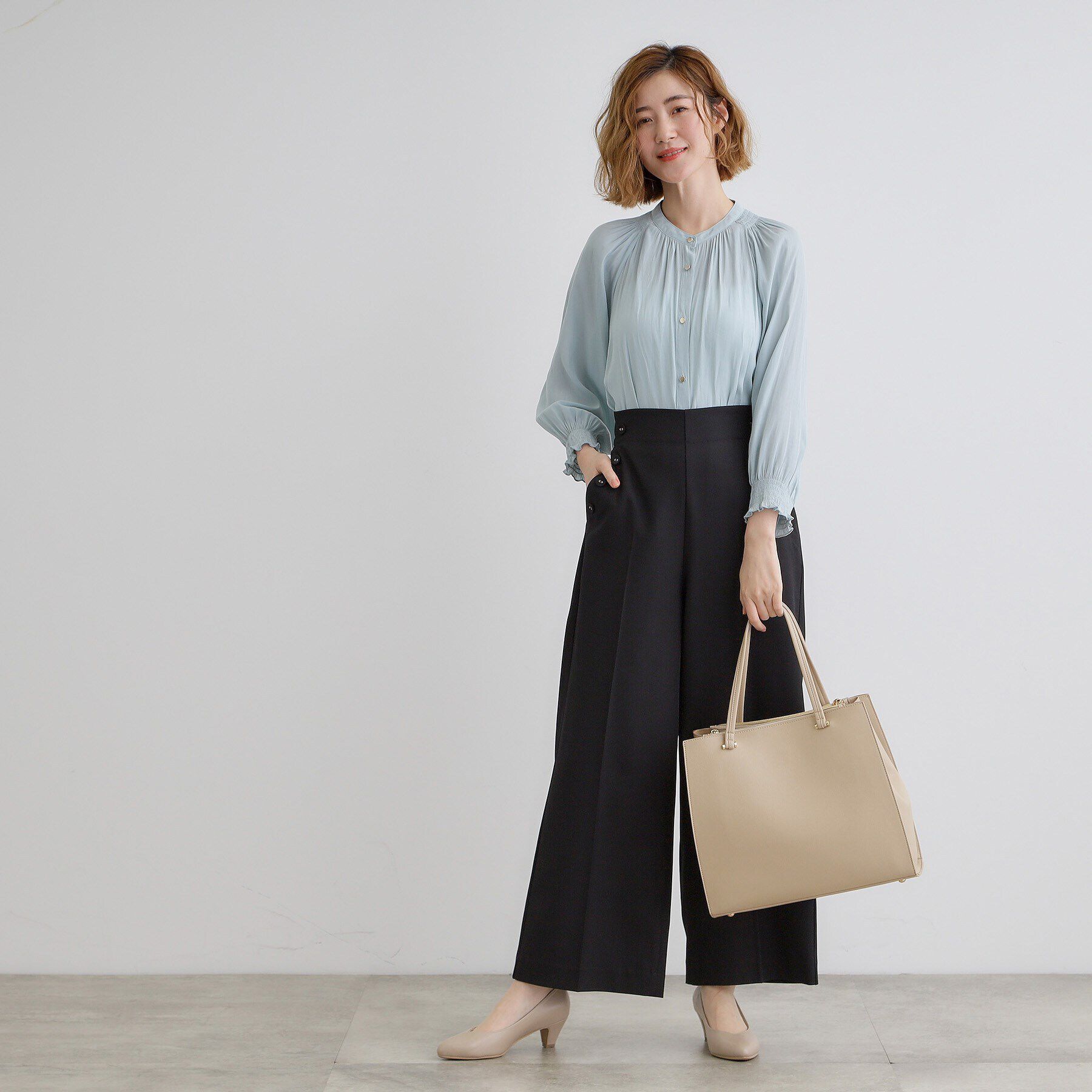 grove「【人間工学・A4】メタルバー変形トート」|トートバッグ|