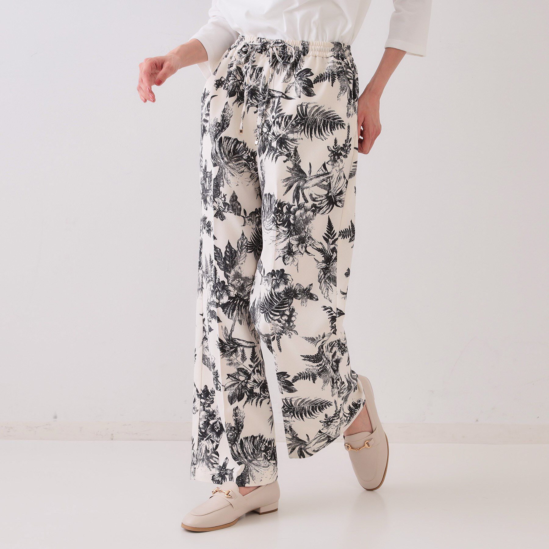 OPAQUE.CLIP「ボタニカルプリントイージーパンツ【洗濯機洗い可】」|その他|アイボリー(104)