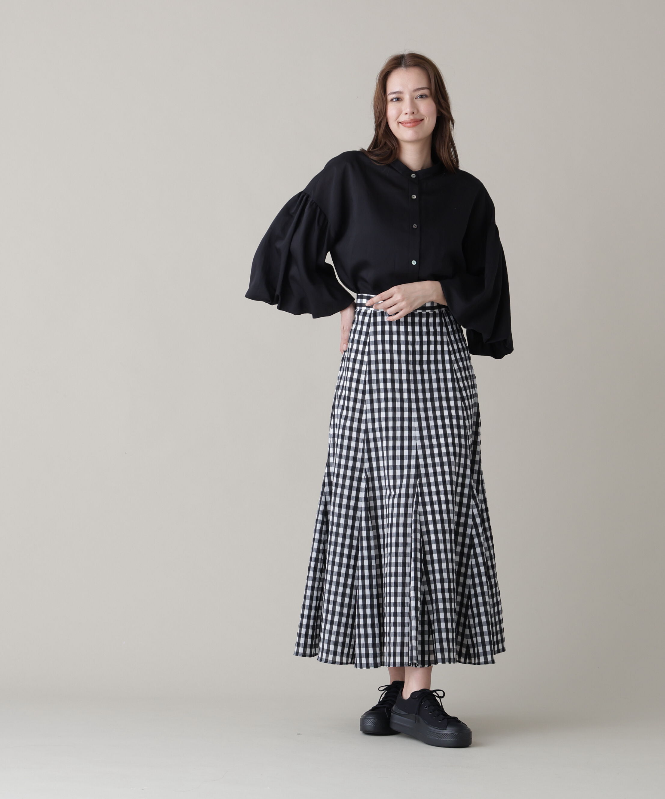  「［美香さん着用］シアーローンボリュームフレアースカート」|スカート|